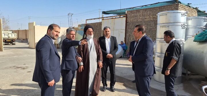 بازدید آیت‌الله سعیدی از روند آماده‌سازی افطاری حرم حضرت معصومه(س)