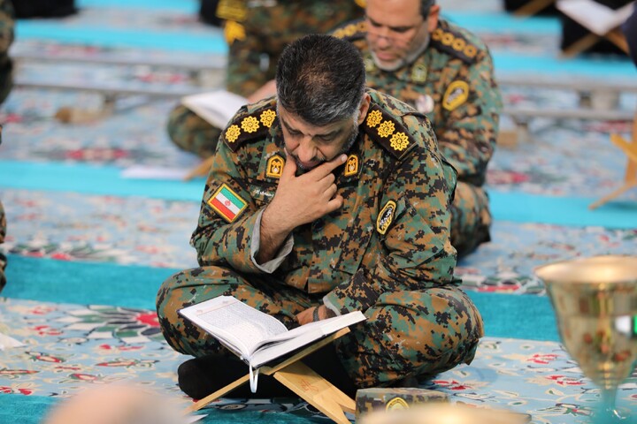 تصاویر/ آیین ترتیل خوانی قرآن کریم در امامزاده سید جعفر(ع) محمد استان یزد