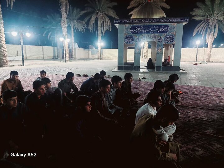 برگزاری محفل شبی با شهدا در حوزه علمیه پیامبر اعظم (ص)