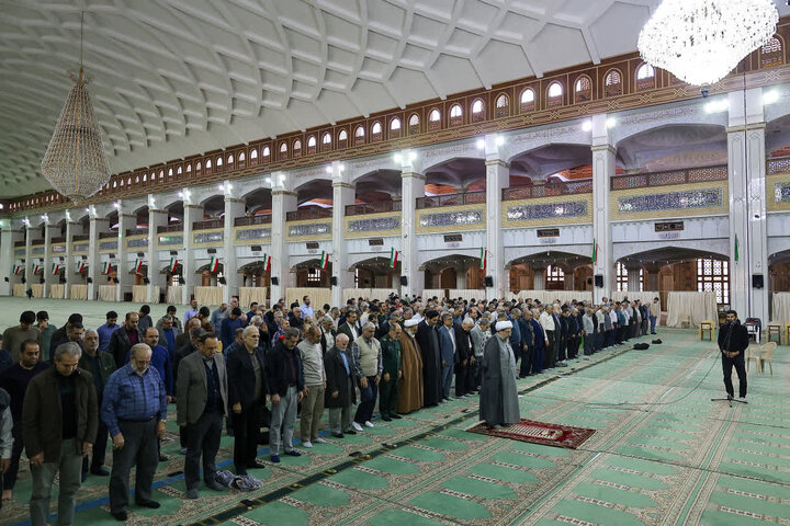 تصاویر / ترتیب خوانی قرآن در مصلای امام خمینی(ره) تبریز