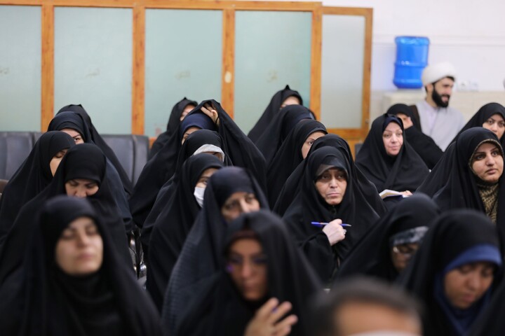 تصاویر/ جلسه هم اندیشی ماهیانه مبلغین و مبلغات امین شهرستان یزد برگزار شد