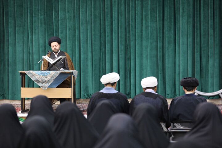 تصاویر/ جلسه هم اندیشی ماهیانه مبلغین و مبلغات امین شهرستان یزد برگزار شد