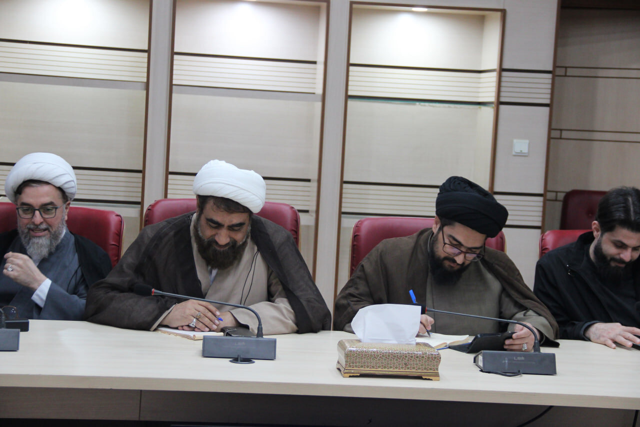 ضرورت رونق مساجد و ترویج فرهنگ نماز در استان قزوین