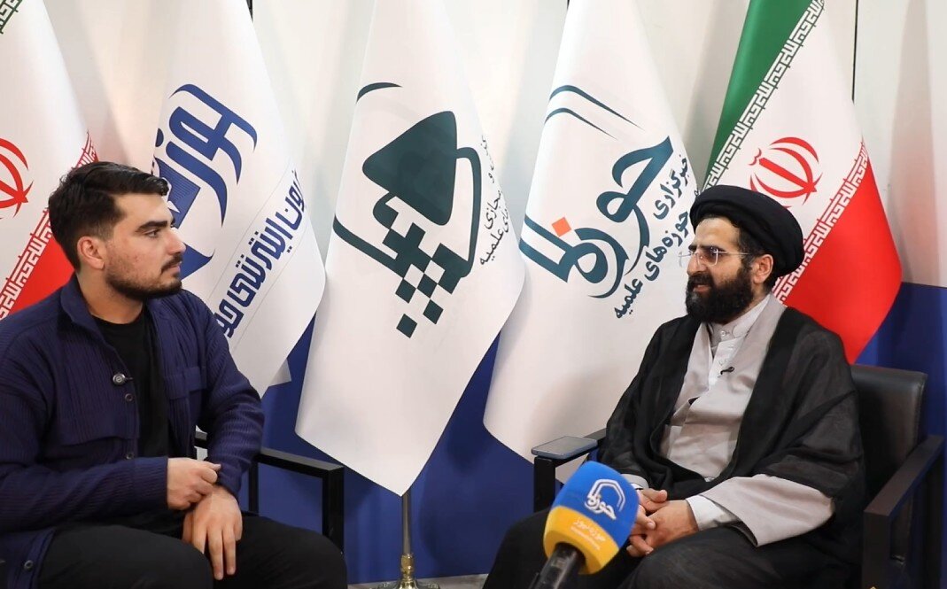 فیلم | نمایشگاه قرآن فرصتی برای احیای وقف‌های قرآنی