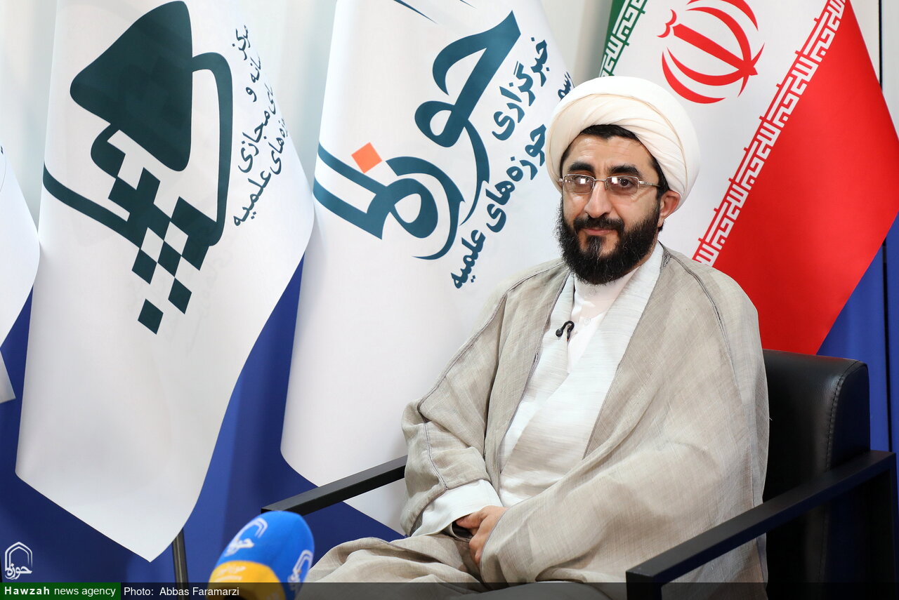 ایران اسلامی با تکیه بر فرهنگ قرآن در برابر استکبار جهانی ایستاده است