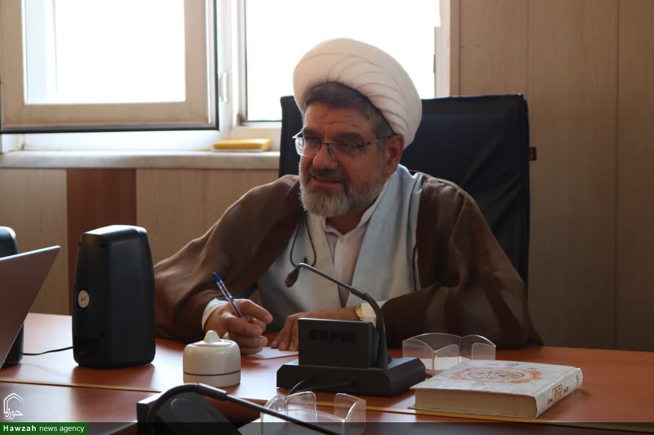 مدیران موظف به فراهم‌سازی شرایط مناسب برای اقامه نماز هستند