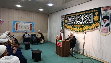 رونق حوزه علمیه به طلاب فاضل و اساتید است، نه امکانات فیزیکی