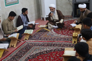تصاویر/ بازدید مدیر حوزه علمیه استان هرمزگان از مدرسه علمیه حضرت امیرالمؤمنین علیه السلام سندرک