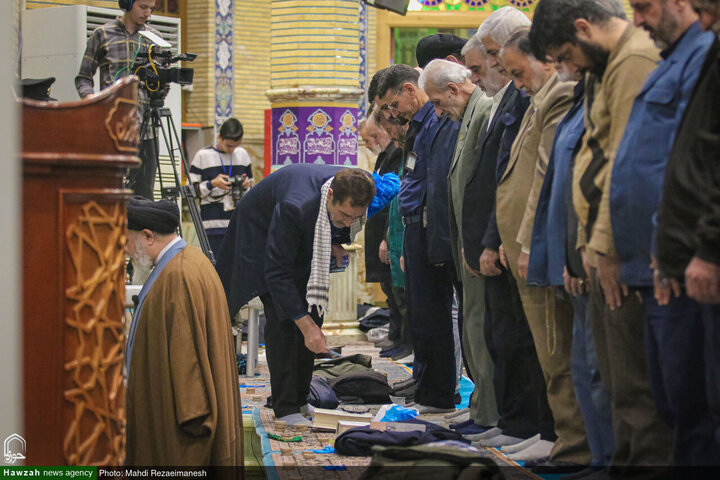 مائدة الإفطار في مسجد جمكران المقدّس خلال شهر رمضان المبارك