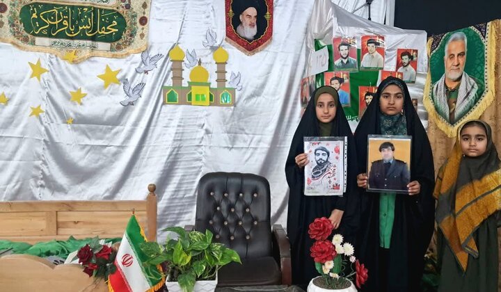 تصاویر/ هشتمین شب جزءخوانی دختران نوجوان در دوراهک