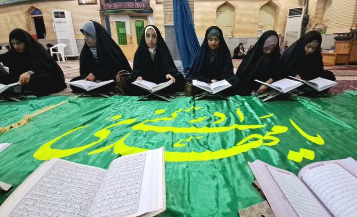 تصاویر/ هشتمین شب جزءخوانی دختران نوجوان در دوراهک