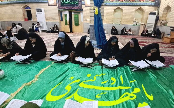 تصاویر/ هشتمین شب جزءخوانی دختران نوجوان در دوراهک