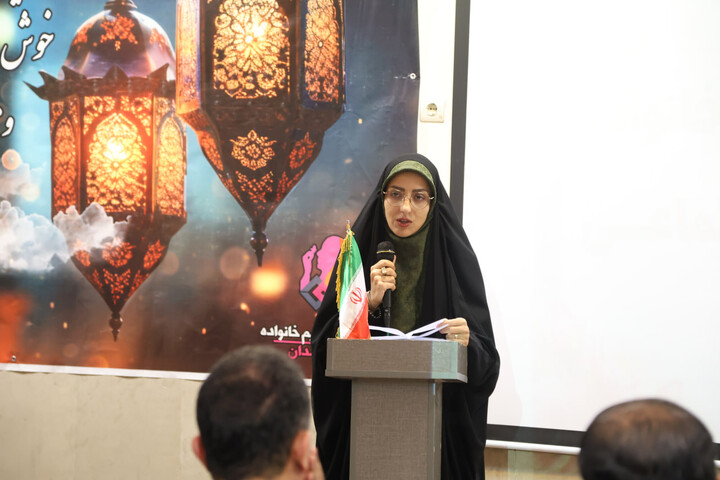 نشست فعالین حوزه ازدواج، خانواده، جمعیت وآسیب‌های اجتماعی با نماینده ولی فقیه در استان همدان