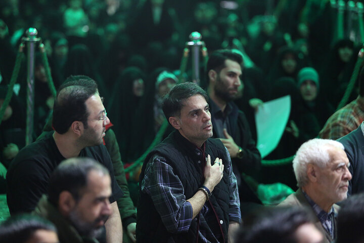 مناجات‌خوانی «شب‌های بندگی» در حرم حضرت فاطمه معصومه (س)