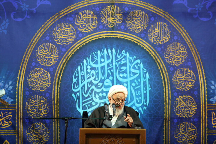 مناجات‌خوانی «شب‌های بندگی» در حرم حضرت فاطمه معصومه (س)