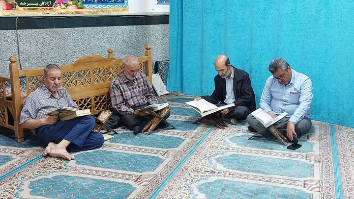تصاویر| محفل قرآن کریم هیئت زینبیون آزادگان بیرجند