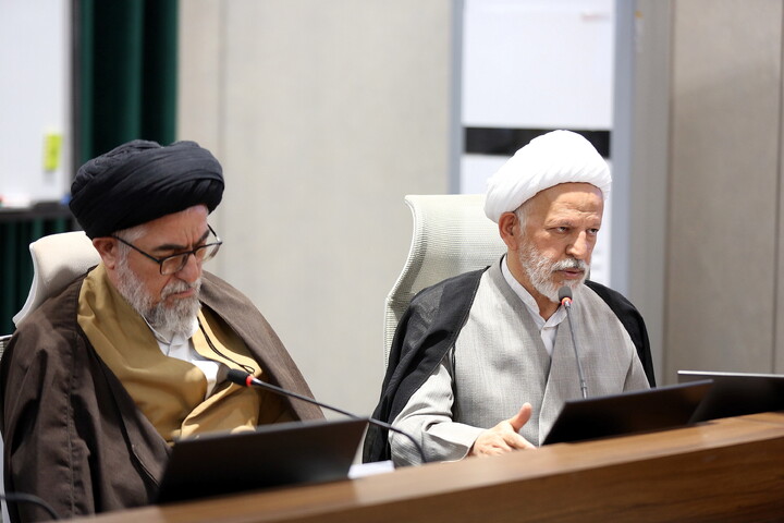 تصاویر/ نشست بیان مطالبات اساتید اقتصاد اسلامی از دولت چهاردهم