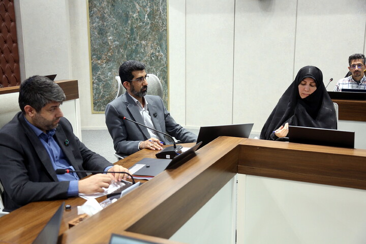 تصاویر/ نشست بیان مطالبات اساتید اقتصاد اسلامی از دولت چهاردهم