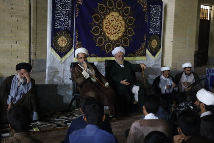 تصاویر/بازدید مدیر حوزه علمیه هرمزگان از مدرسه علمیه صاحب الزمان بشاگرد