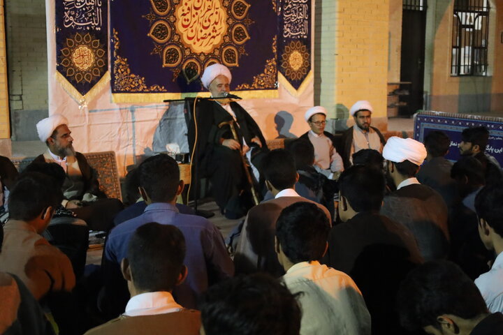 تصاویر/بازدید مدیر حوزه علمیه هرمزگان از مدرسه علمیه صاحب الزمان بشاگرد