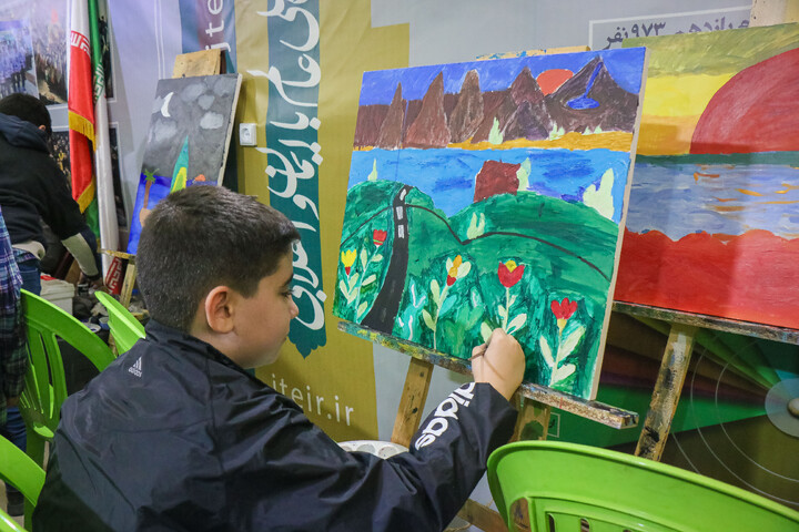 تصاویر/ بخش کودک و نوجوان در سی و سومین دوره نمایشگاه بین‌المللی قرآن کریم