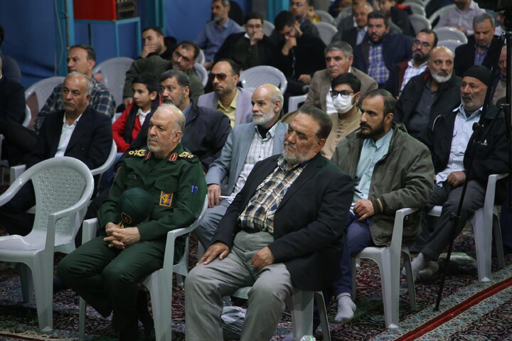 تصاویر / مراسم بزرگداشت سالگرد شهادت علمدار لشکر مقدس ۱۴ امام حسین( ع) در اصفهان