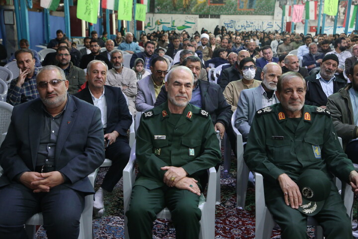 تصاویر / مراسم بزرگداشت سالگرد شهادت علمدار لشکر مقدس ۱۴ امام حسین( ع) در اصفهان