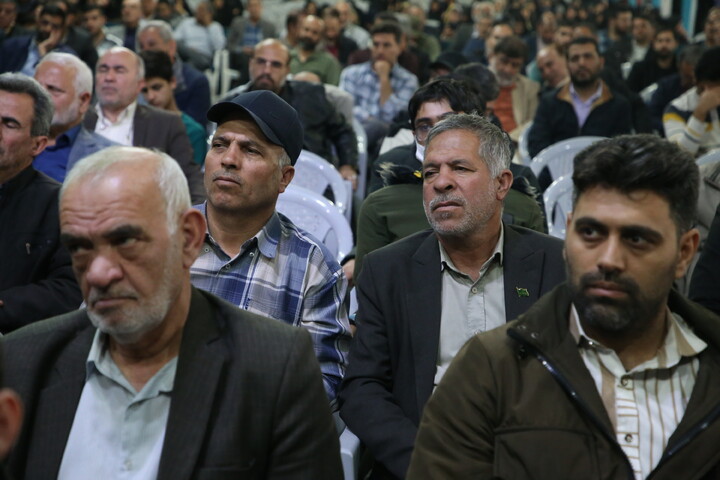 تصاویر / مراسم بزرگداشت سالگرد شهادت علمدار لشکر مقدس ۱۴ امام حسین( ع) در اصفهان