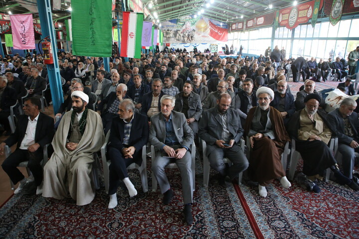 تصاویر / مراسم بزرگداشت سالگرد شهادت علمدار لشکر مقدس ۱۴ امام حسین( ع) در اصفهان