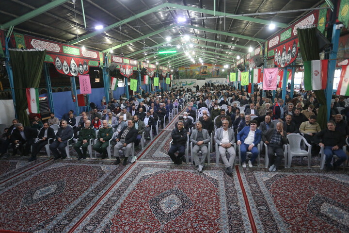 تصاویر / مراسم بزرگداشت سالگرد شهادت علمدار لشکر مقدس ۱۴ امام حسین( ع) در اصفهان