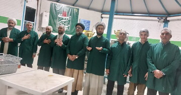 تصاویر/ حضور کارکنان مدرسه علمیه آیت‌الله مصطفوی(ره) کاشان در چایخانه حضرت رضا(ع) آران و بیدگل