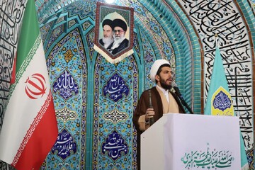 راه پیروزی، نترسیدن از دشمن و تکیه بر خدا است