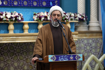 پیروز میدان کسی است که اهل صبر باشد