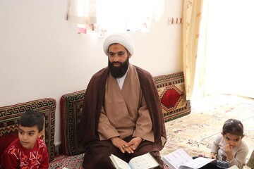 تصاویر/ بازدید امام جمعه دهلران از مهد آدینه نماز جمعه