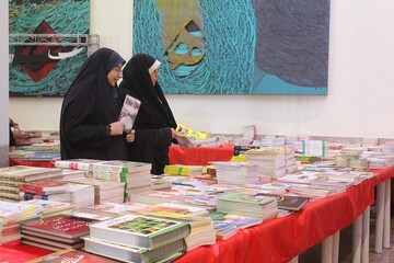 عرضه آثار بیش از ۱۰۰ ناشر در بخش کتاب نمایشگاه قرآن