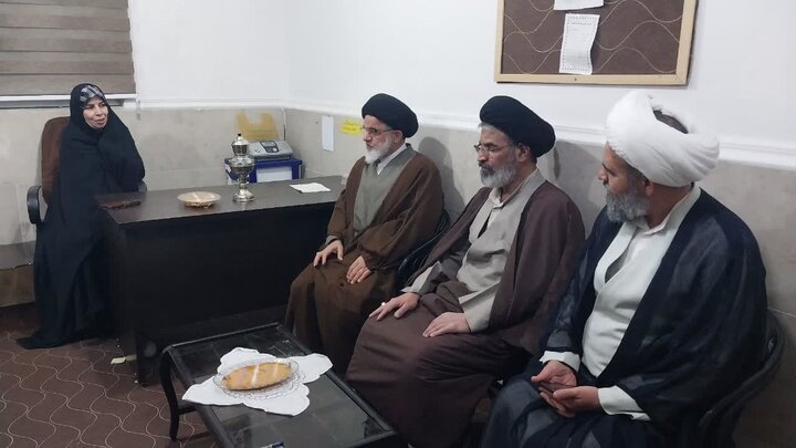 تصاویر/ بازدید امام جمعه نطنز از کودکستان صبا