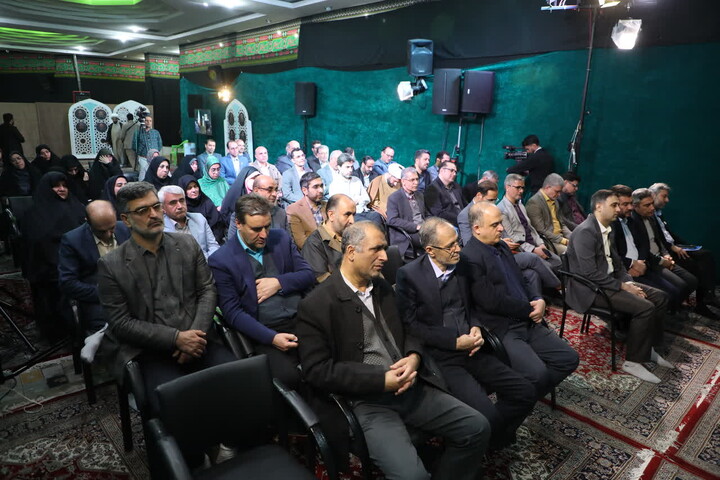 تصاویر/ دیدار رمضانی جمعی از اساتید دانشگاه‌های استان با نمایندهولی فقیه در  سمنان