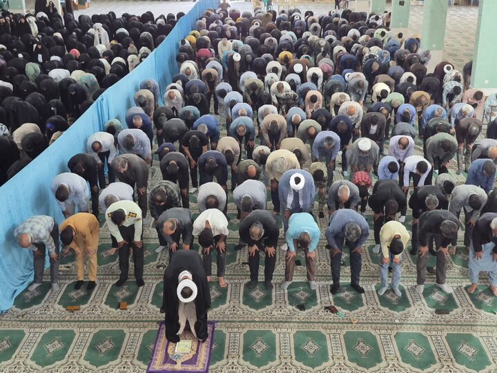 تصاویر/ اقامه نمازجمعه شهر عنبرآباد