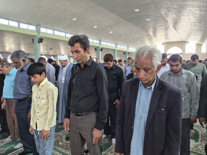تصاویر/ اقامه نمازجمعه شهر عنبرآباد