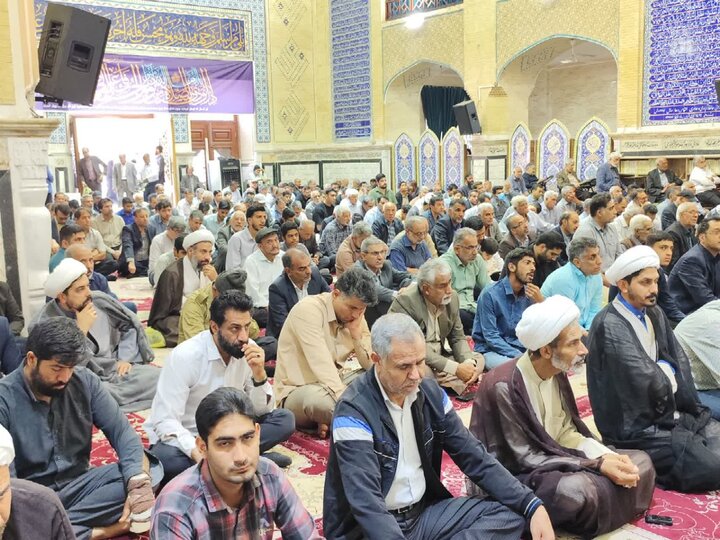 تصاویر/ اقامه نمازجمعه شهر بم