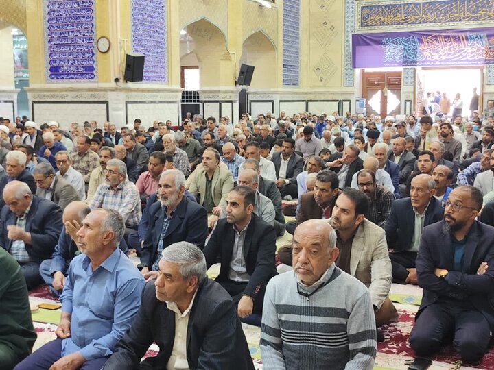 تصاویر/ اقامه نمازجمعه شهر بم