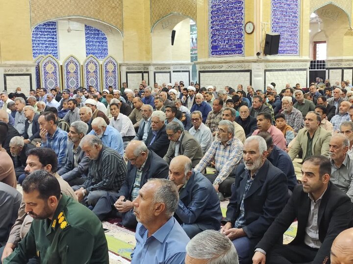 تصاویر/ اقامه نمازجمعه شهر بم