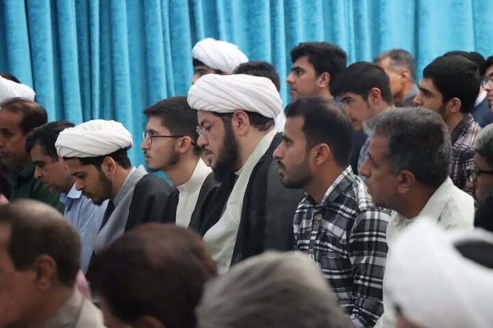 تصاویر/ اقامه نمازجمعه شهر قلعه گنج