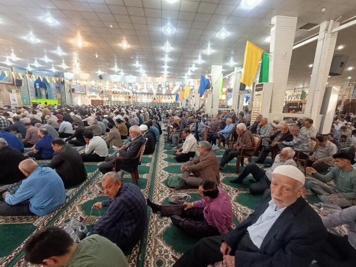 نمازجمعه امروز شهر بوشهر به روایت تصاویر