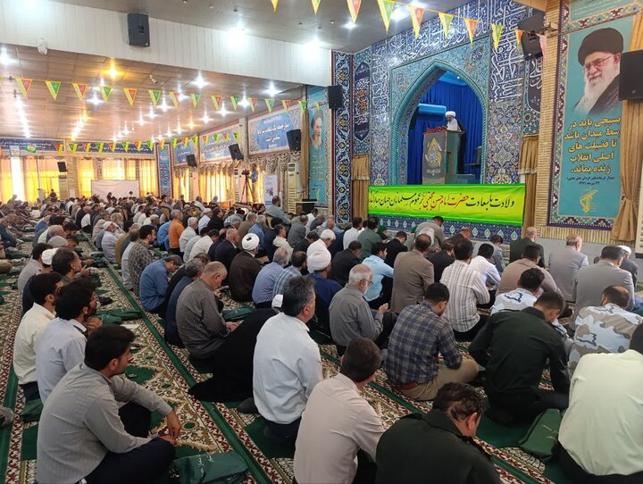 نمازجمعه امروز شهر بوشهر به روایت تصاویر