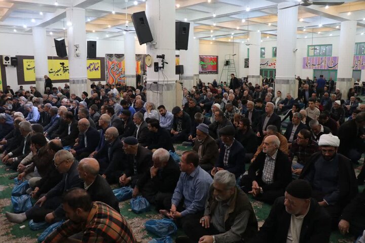 تصاویر/ نماز عبادی سیاسی جمعه در قرچک