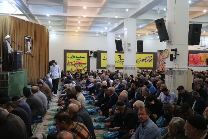 تصاویر/ نماز عبادی سیاسی جمعه در قرچک