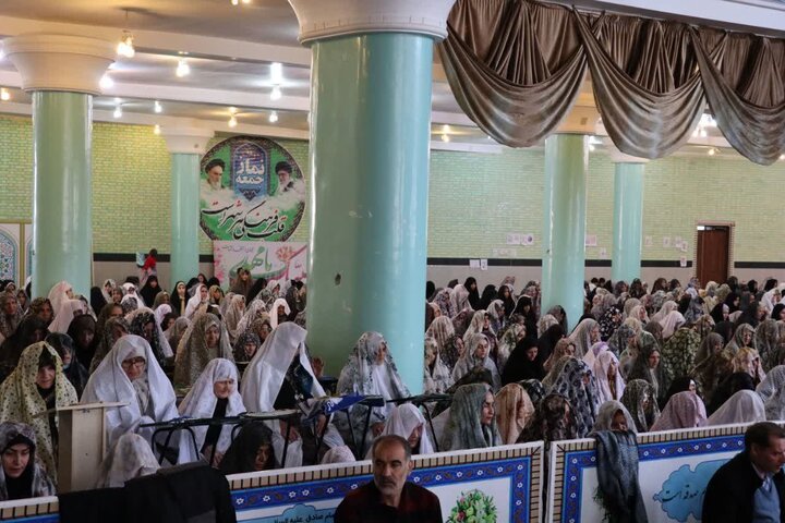 تصاویر/ اقامه نماز جمعه تکاب