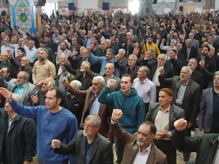 تصاویر/ نمازعبادی سیاسی جمعه کاشان