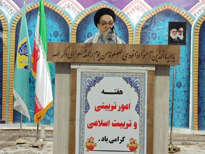 تصاویر/ نمازعبادی سیاسی جمعه کاشان